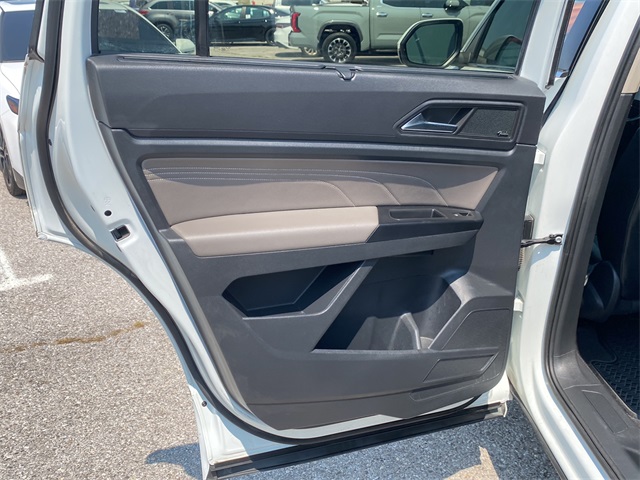 2021 Volkswagen Atlas V6 SEL Premium R-Line photo 16