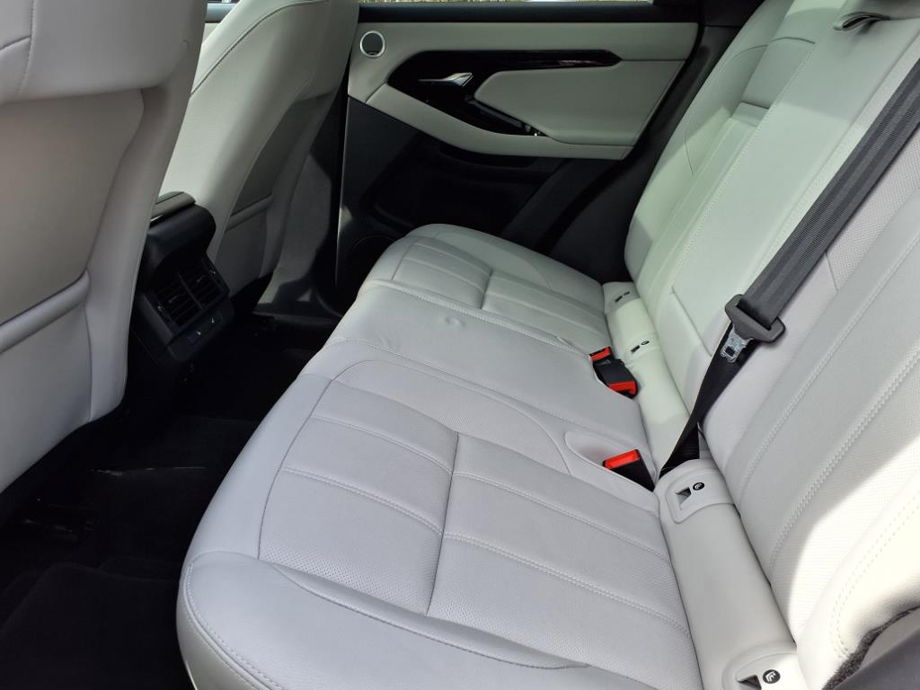 2025 Land Rover Range Rover Evoque S photo 5