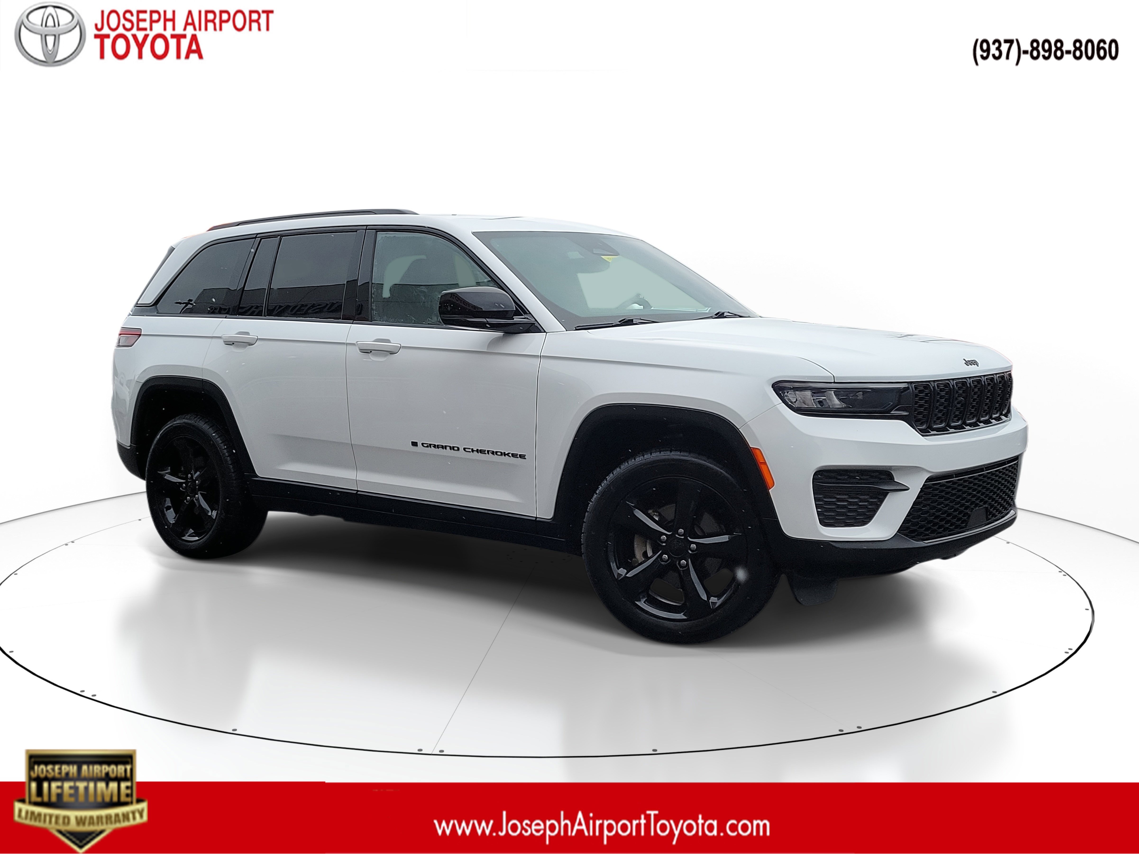 2022 Jeep Grand Cherokee Altitude's photo