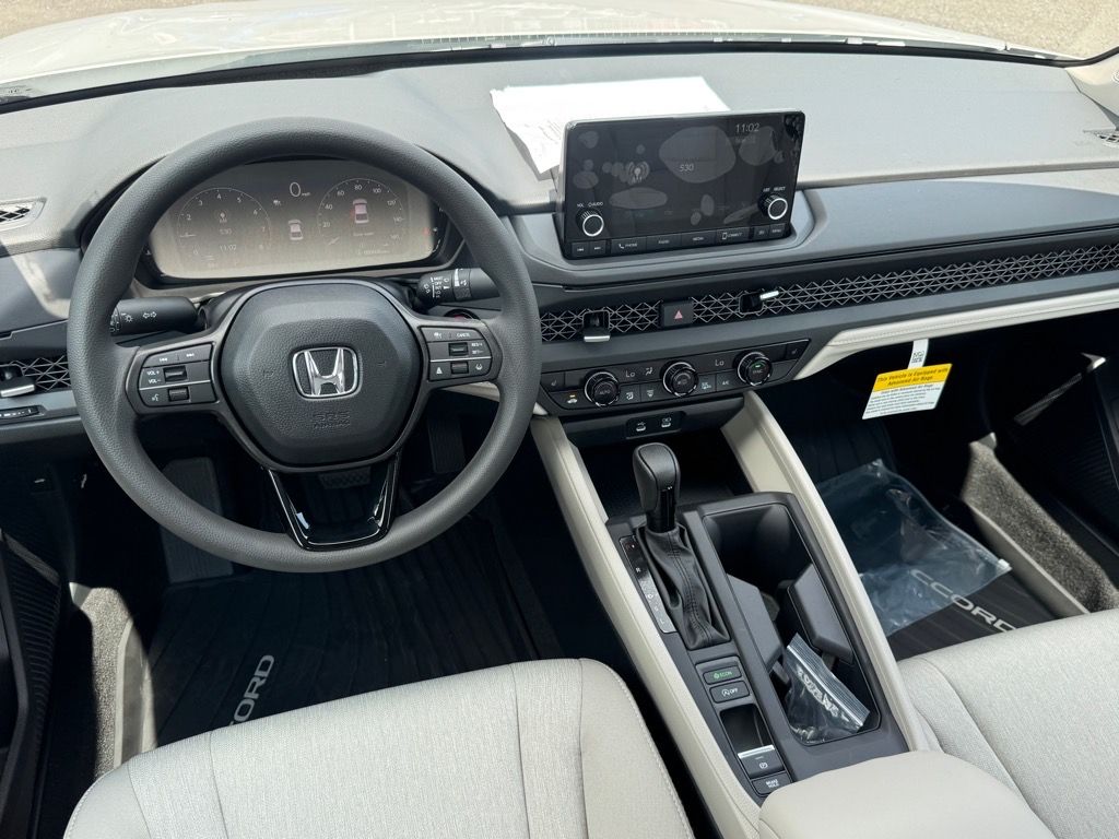 2025 Honda Accord SE photo 4