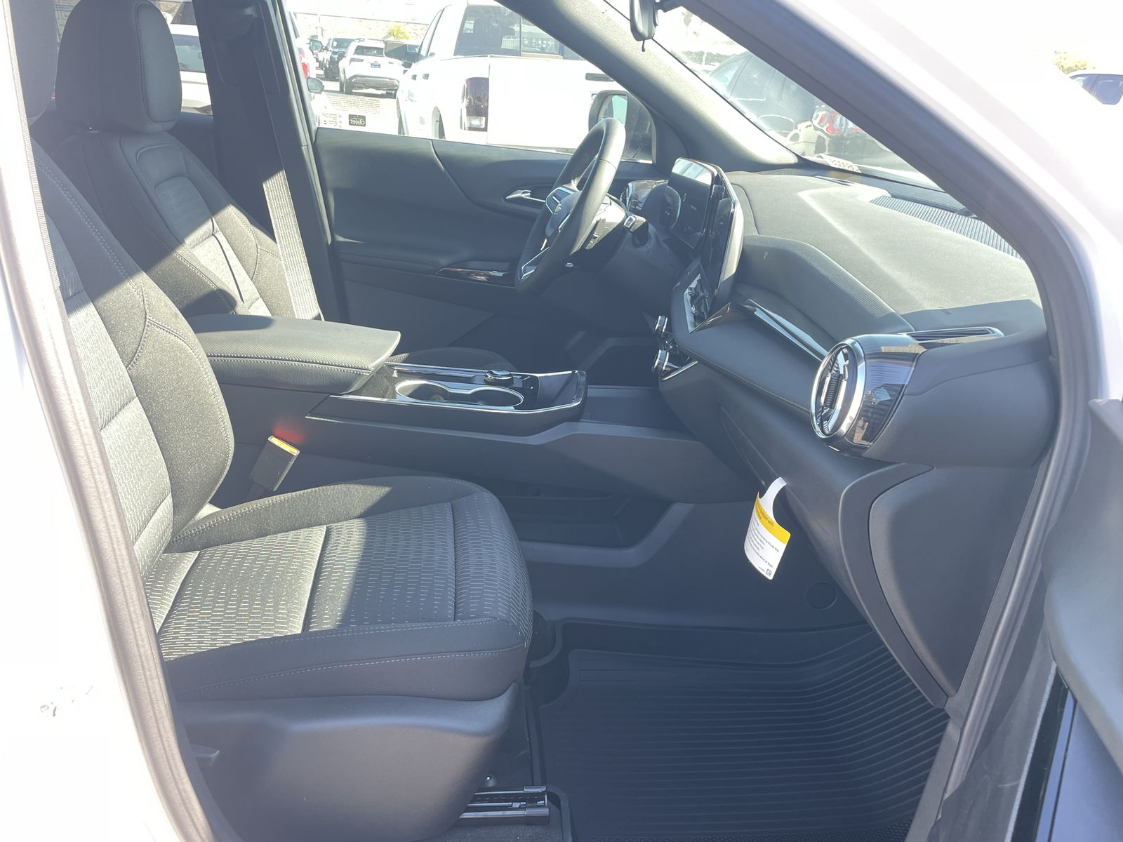 2026 Chevrolet Equinox LT photo 28