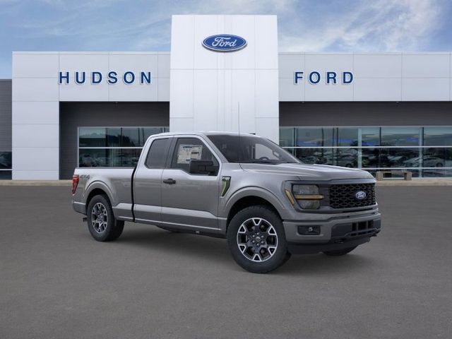 2025 Ford F-150 STX photo 6
