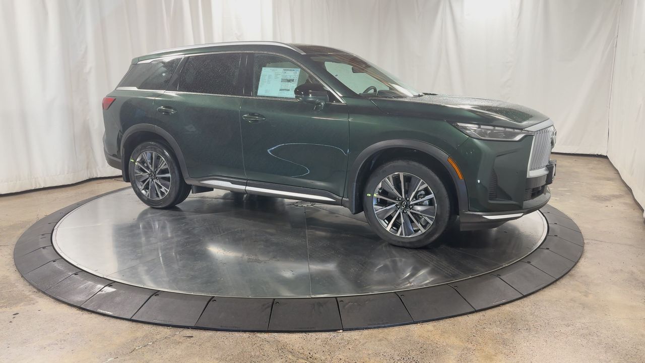 2026 Infiniti QX60 Luxe photo 3