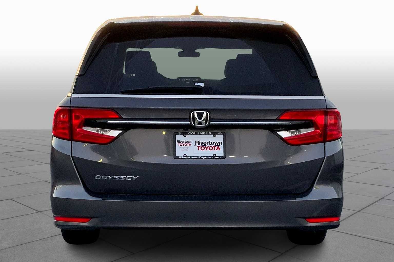 2022 Honda Odyssey EX photo 4