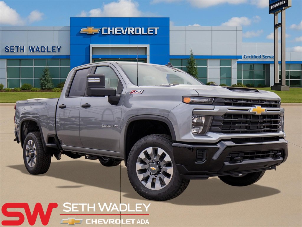 2026 Chevrolet Silverado HD Custom's photo