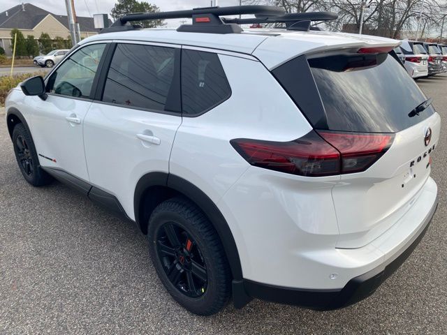 2026 Nissan Rogue SV photo 2