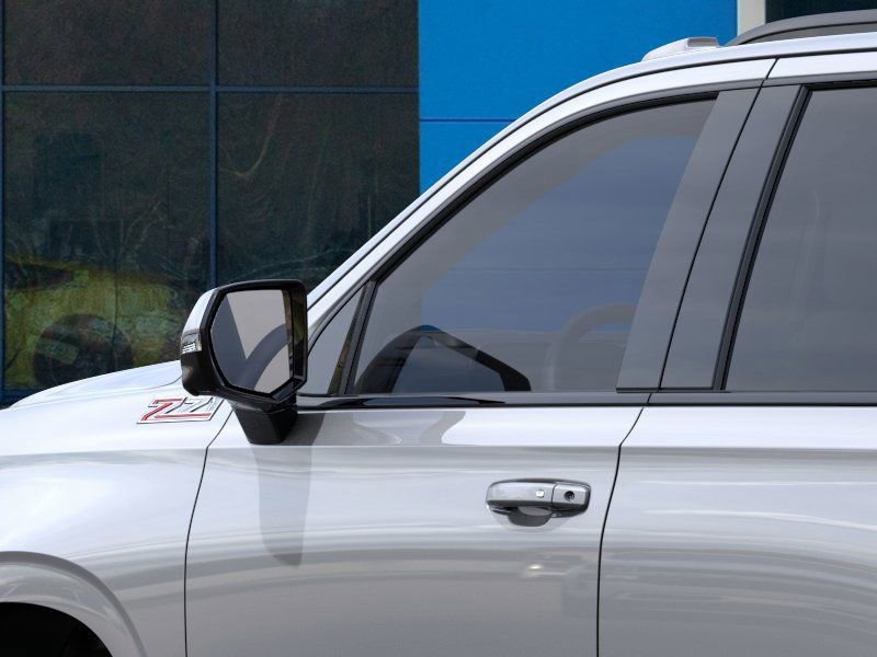 2025 Chevrolet Tahoe Z71 photo 11