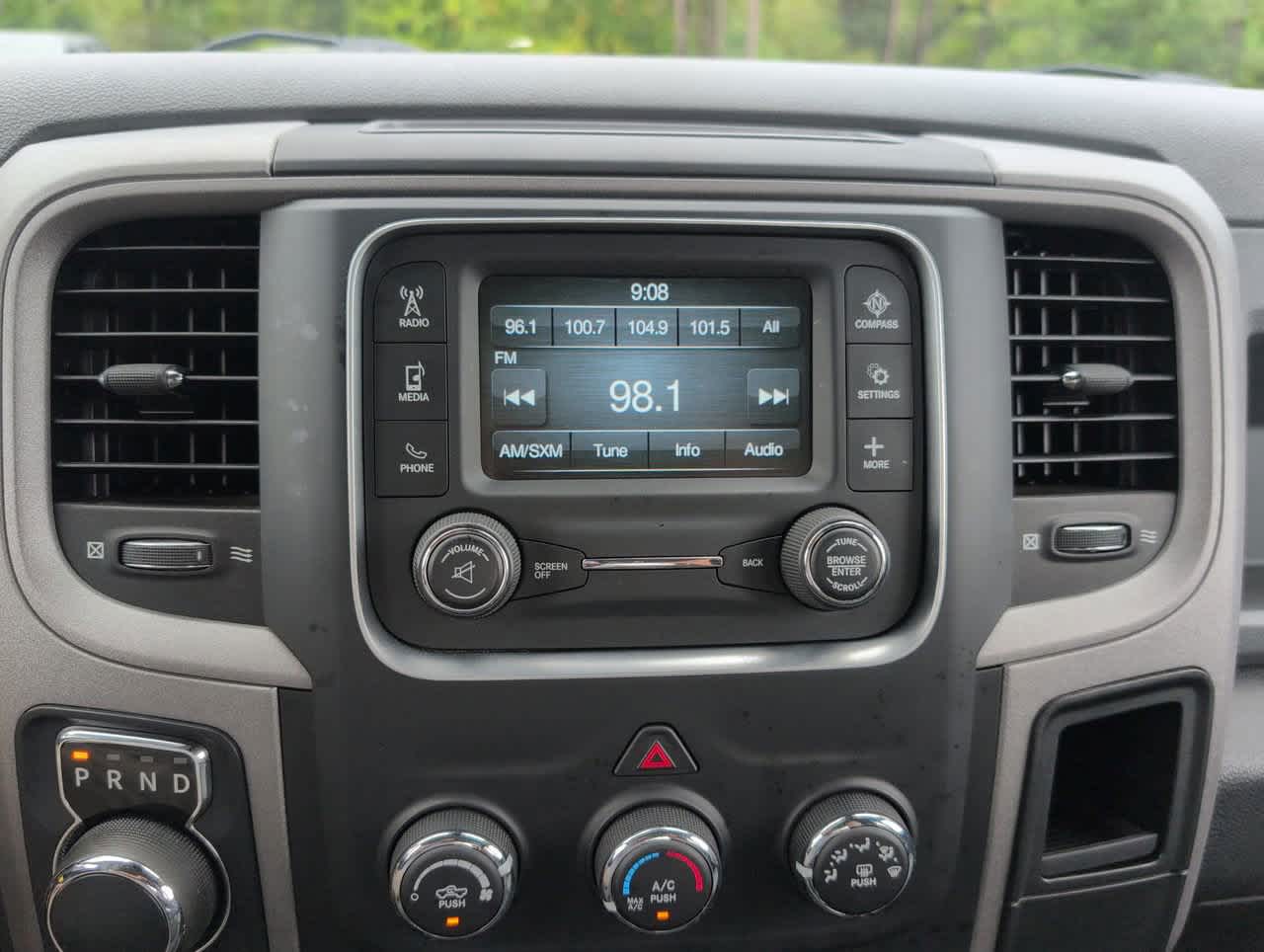 2014 Ram 1500 Express photo 19