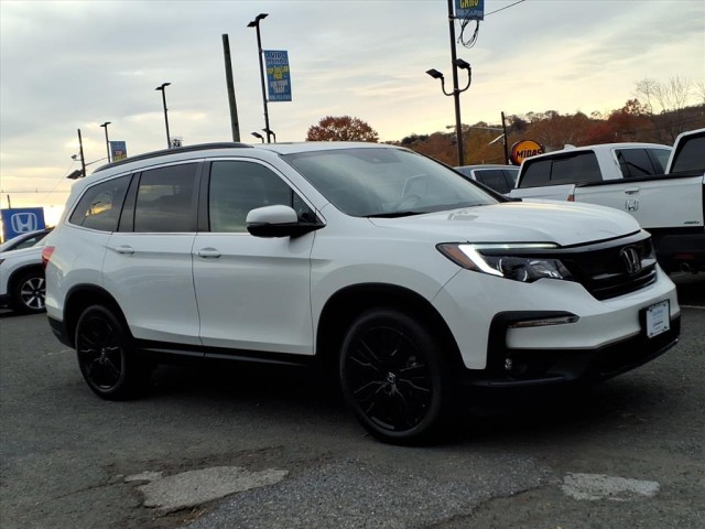 2022 Honda Pilot SE's photo