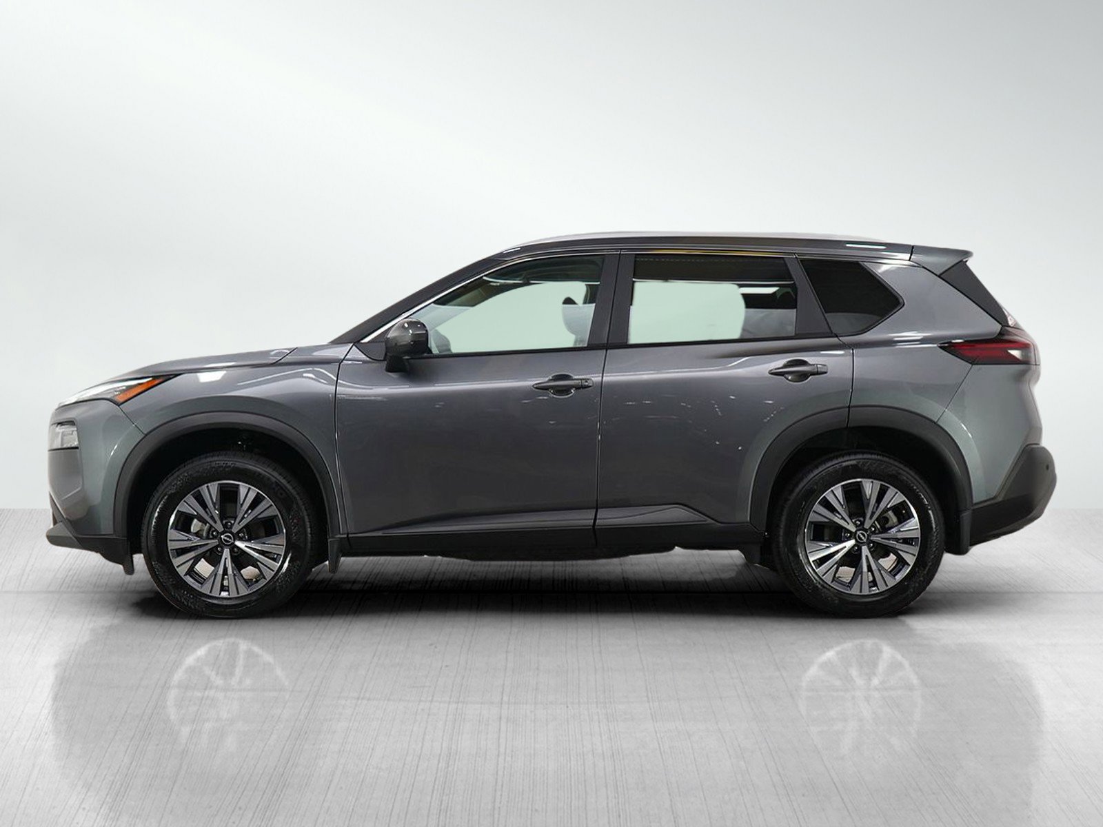 Used 2023 Nissan Rogue SV with VIN 5N1BT3BB1PC735378 for sale in Burnsville, Minnesota
