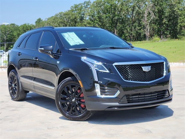 2025 Cadillac XT5 Sport's photo