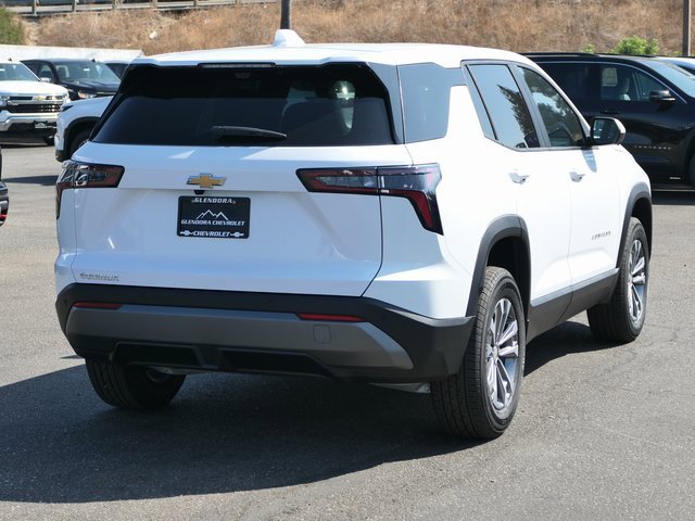 2026 Chevrolet Equinox LT photo 3