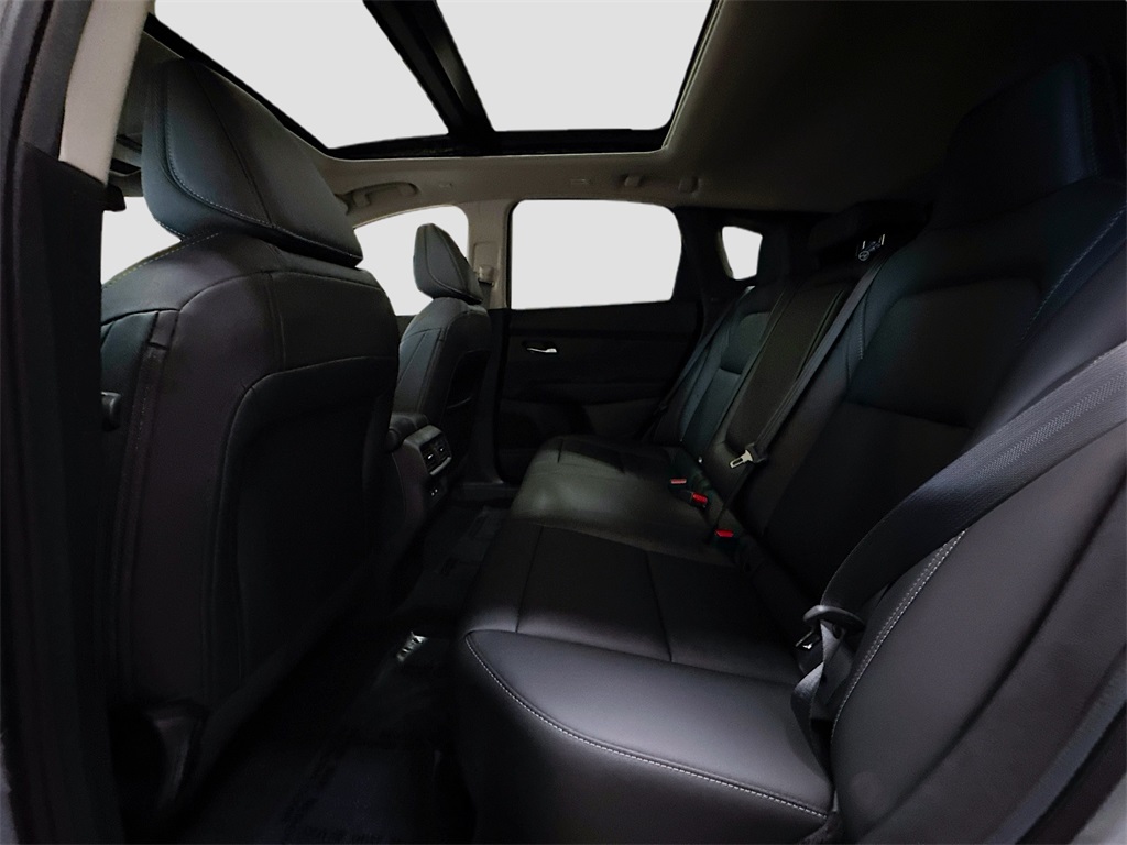 2025 Nissan Murano SL photo 10