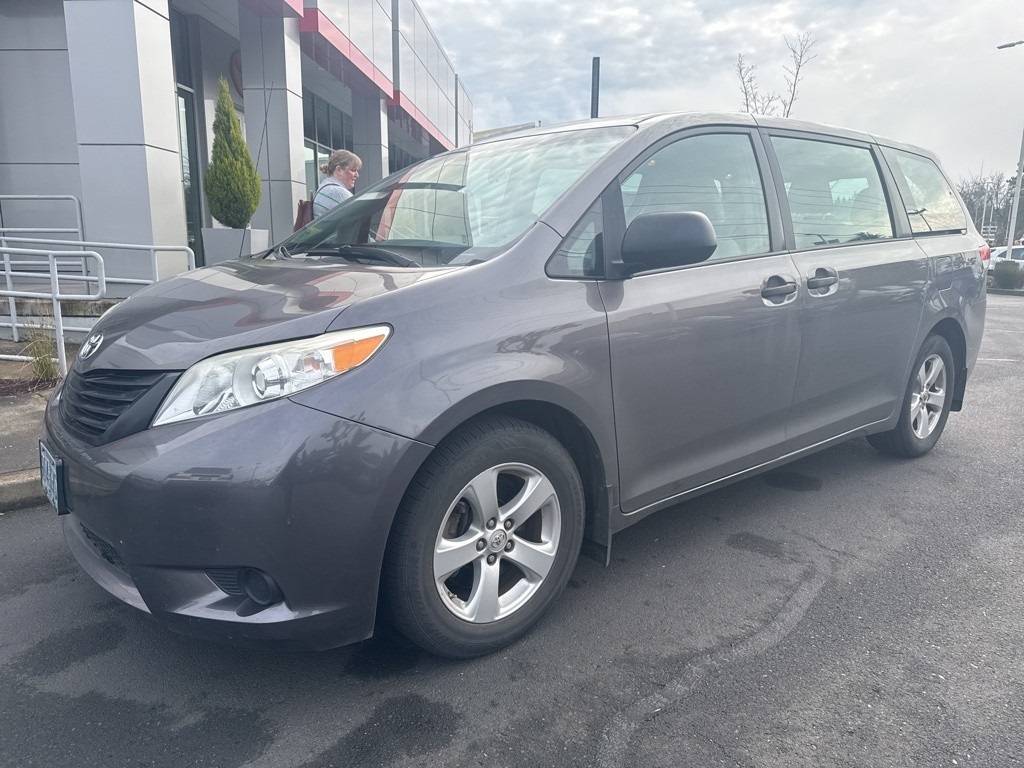 2014 Toyota Sienna L