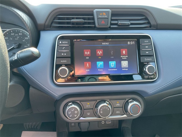 2025 Nissan Versa 1.6 SV photo 25