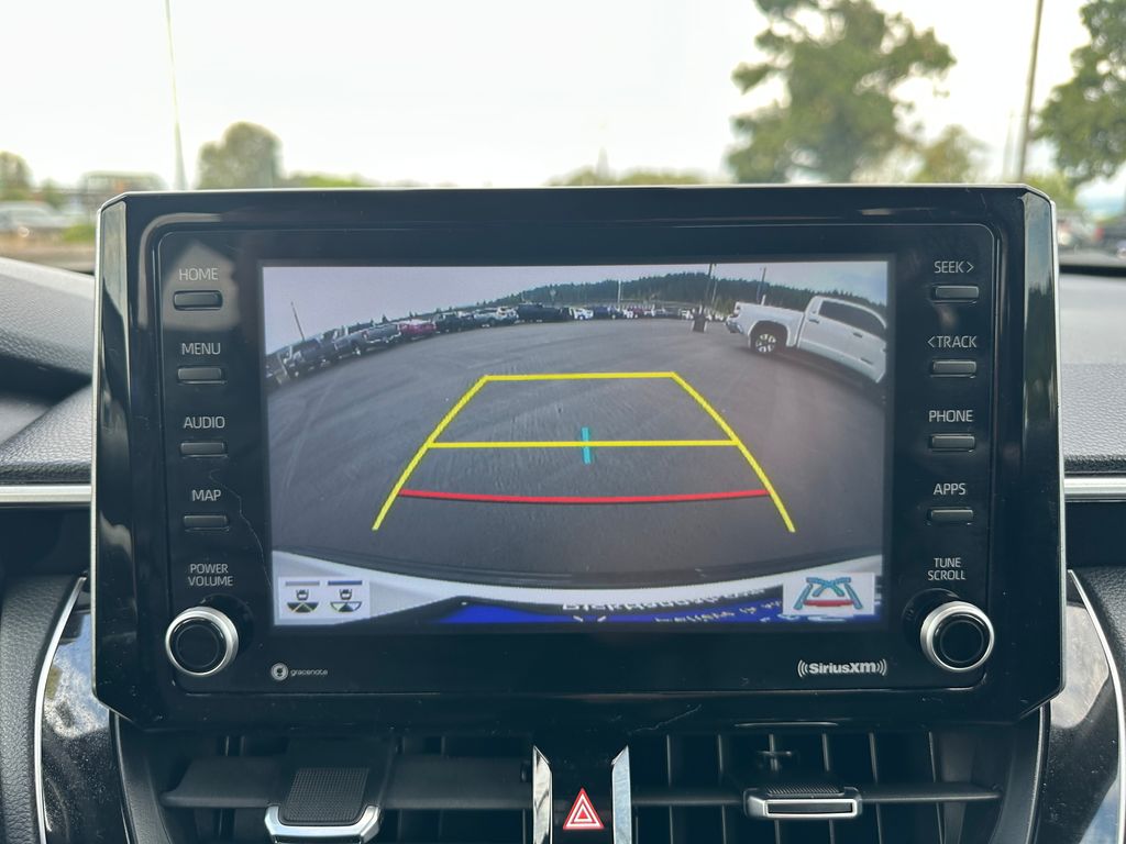 2022 Toyota Corolla Cross XLE photo 17