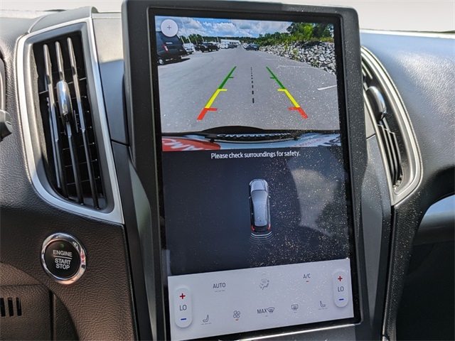 2023 Ford Edge SEL photo 16