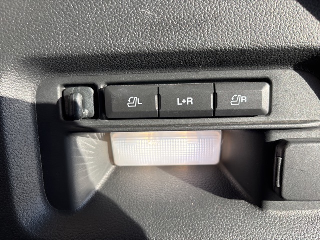 2023 Ford Explorer Limited photo 16