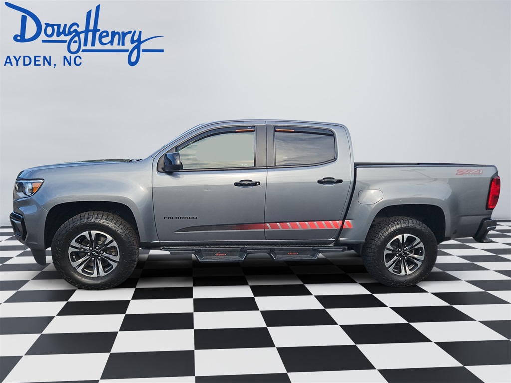 2022 Chevrolet Colorado Z71 photo 2