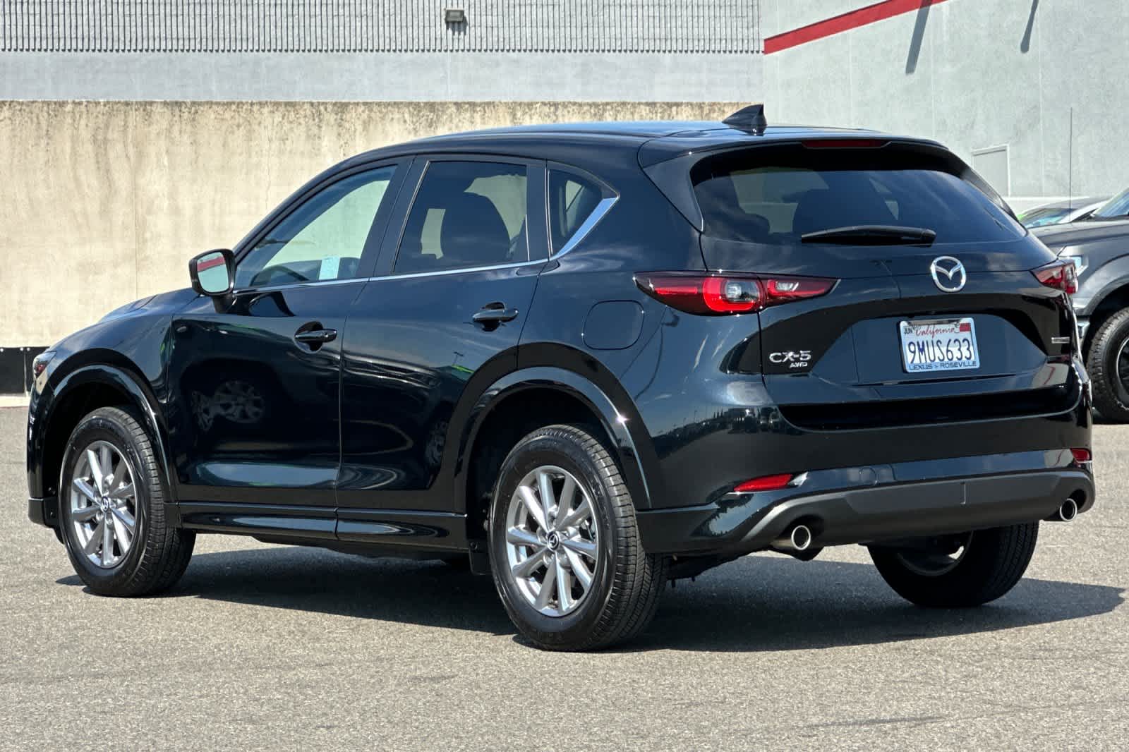 2024 Mazda CX-5 2.5 Select photo 2