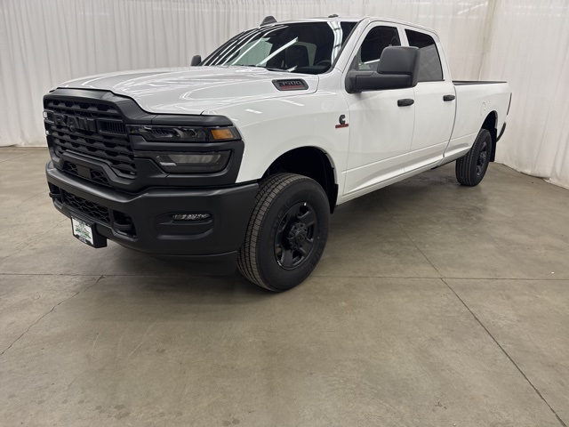 2025 Ram 3500 Tradesman photo 3