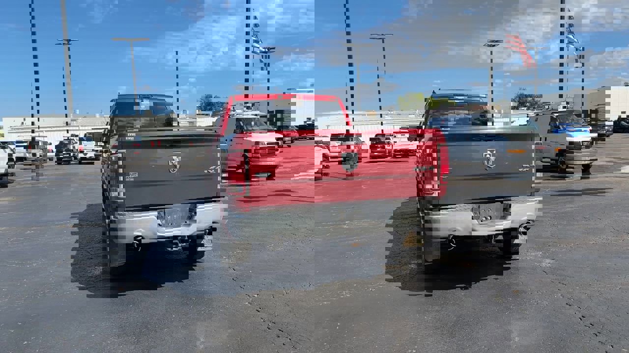 2015 Ram 1500 Laramie photo 6