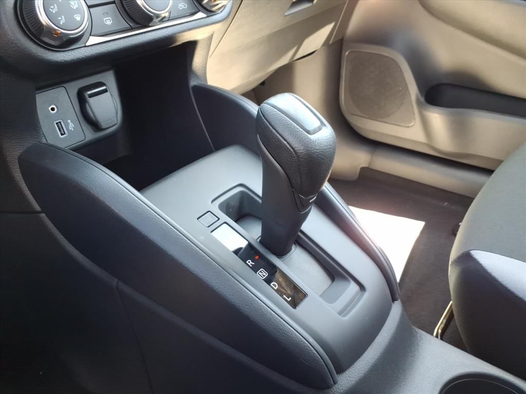 2025 Nissan Versa S photo 18