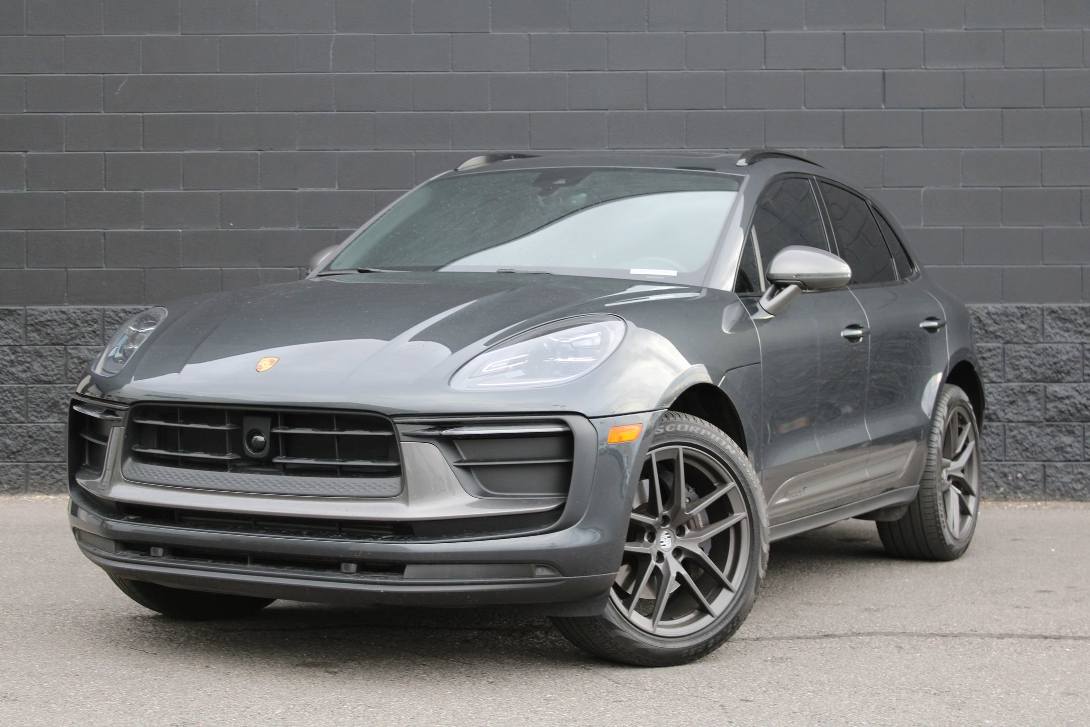 2023 Porsche Macan T