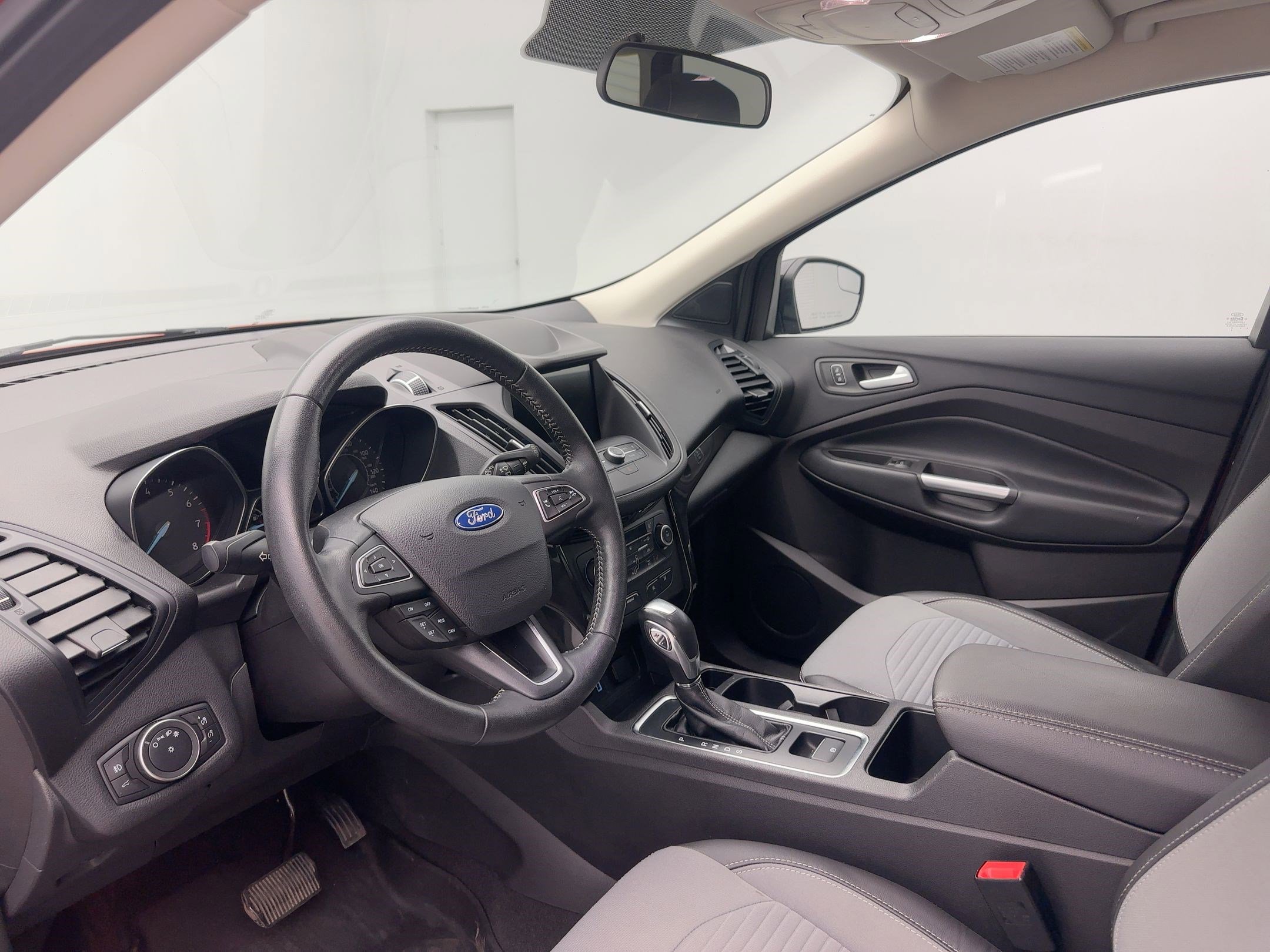 2019 Ford Escape SE photo 4