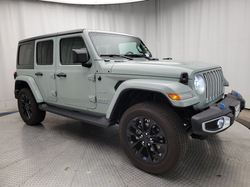 2023 Jeep Wrangler Sahara 4xe photo 3