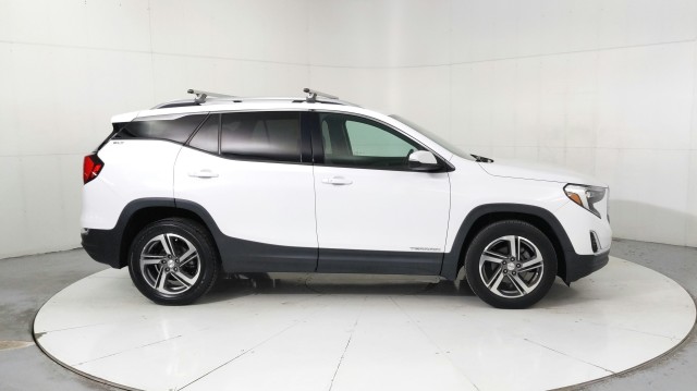 Used 2020  GMC SLT image 6