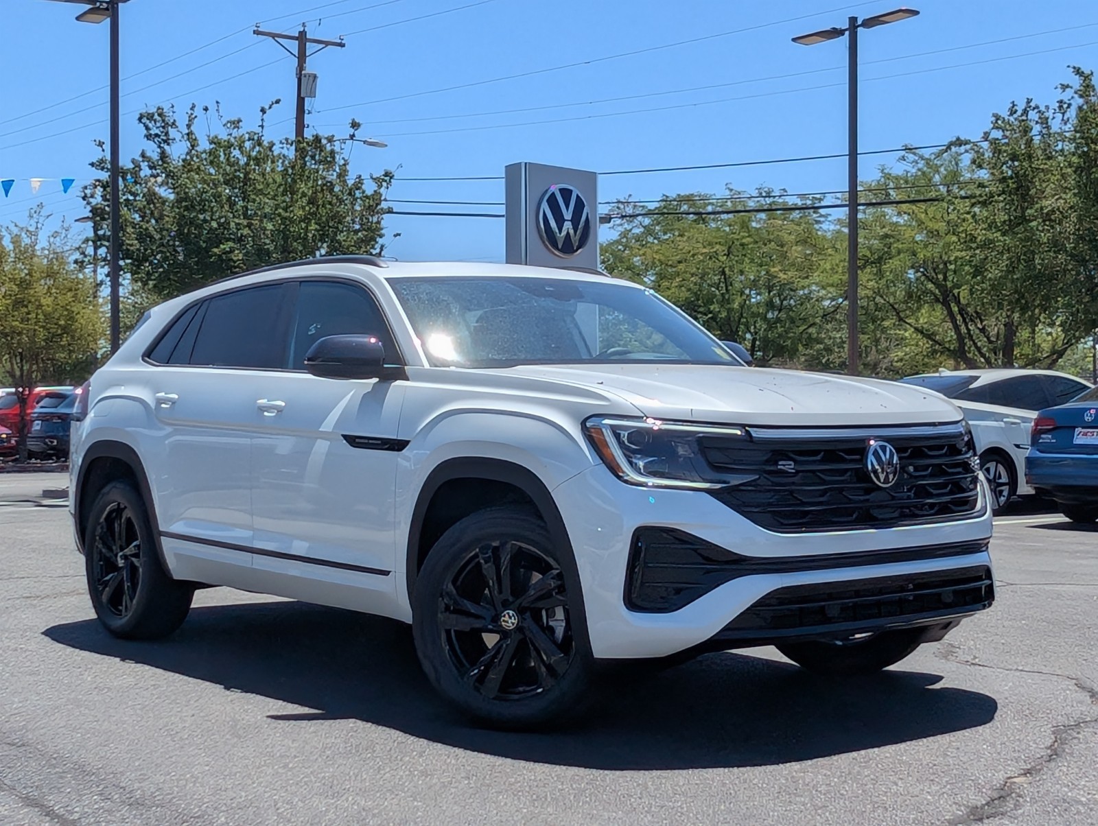 New 2025 Opal White Pearl Volkswagen 2.0T SEL R-Line Black image 1