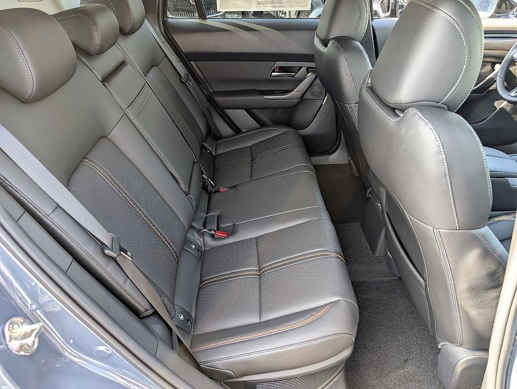 2025 Mazda CX-50 Premium Plus photo 17