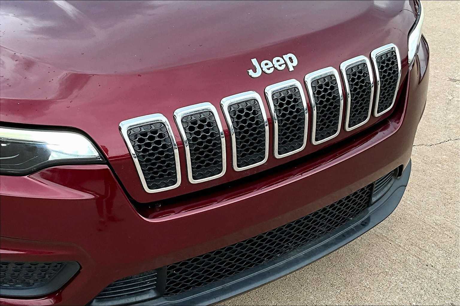 2020 Jeep Cherokee Latitude photo 27