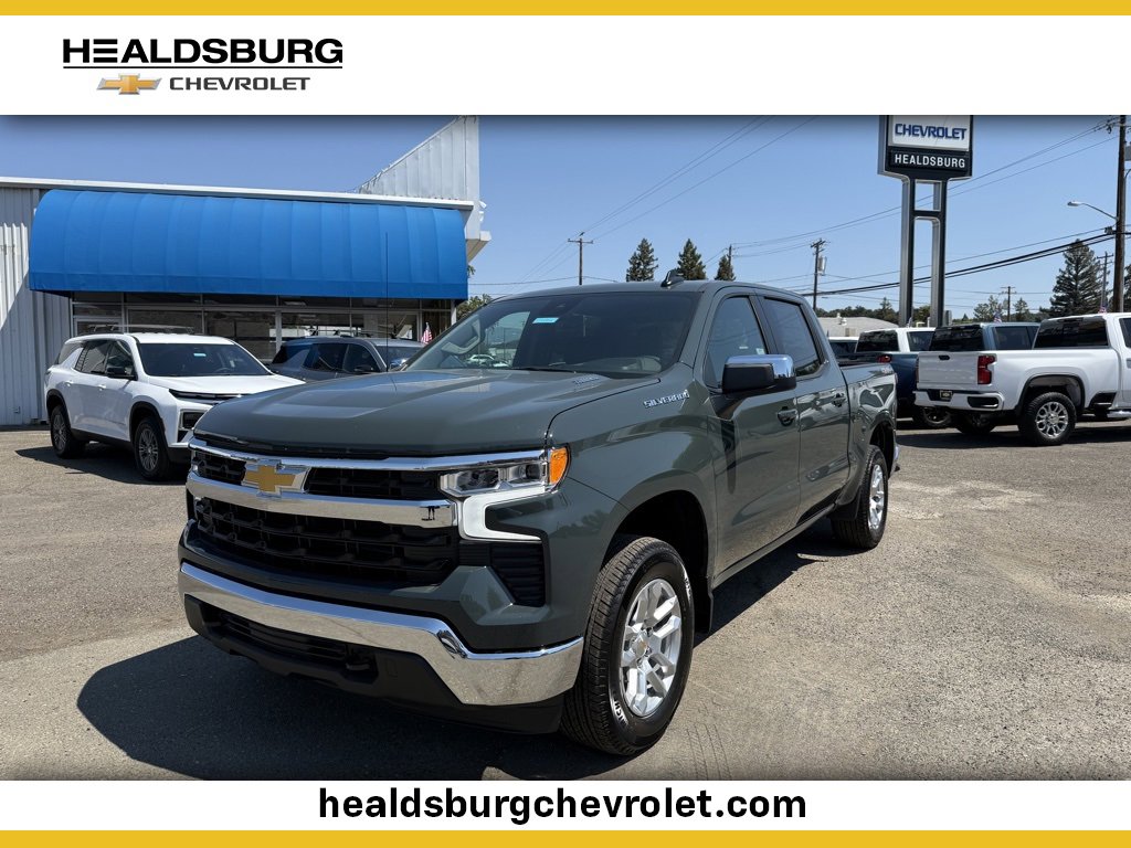 2025 Chevrolet Silverado 1500 LT's photo