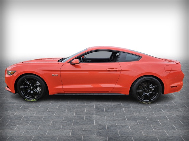 2015 Ford Mustang GT photo 4