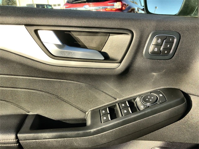 2024 Ford Escape Platinum photo 4