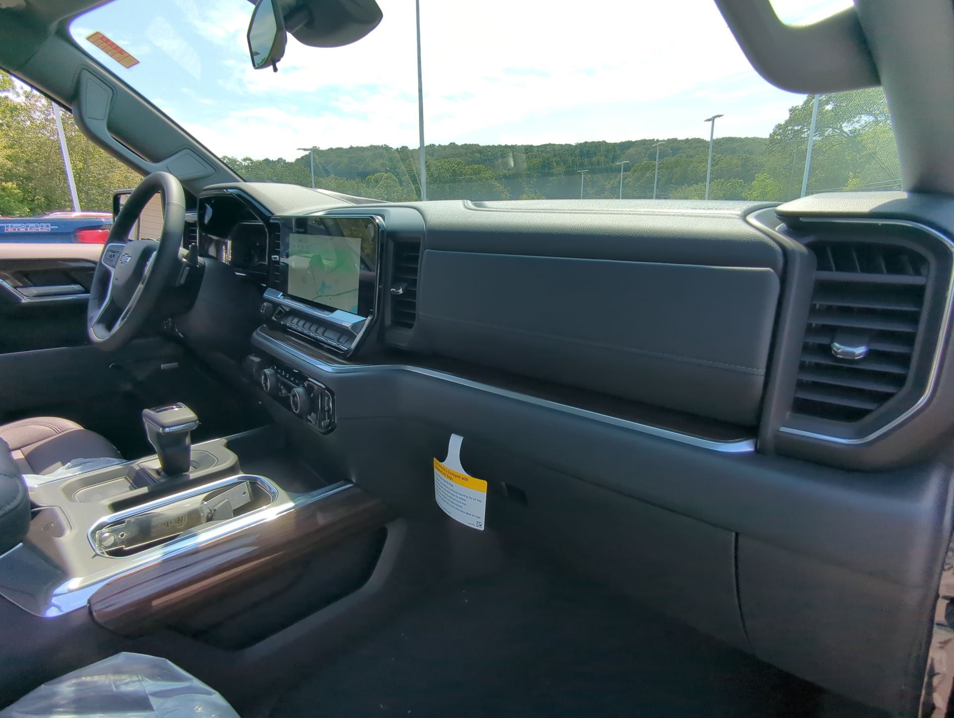 2025 Chevrolet Silverado 1500 LT Trail Boss photo 21