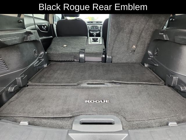 2018 Nissan Rogue SV photo 25
