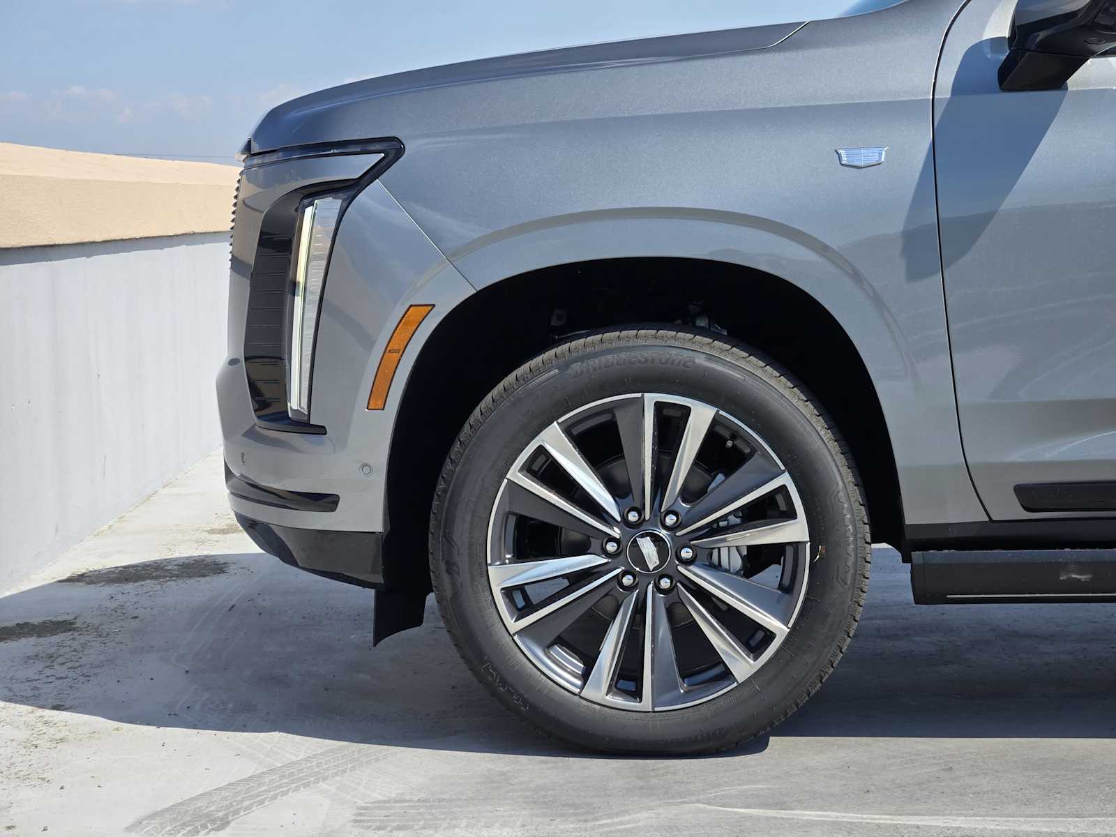 2026 Cadillac Escalade Sport photo 4