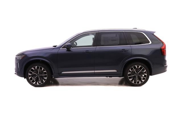 2026 Volvo XC90 B5 Plus photo 3