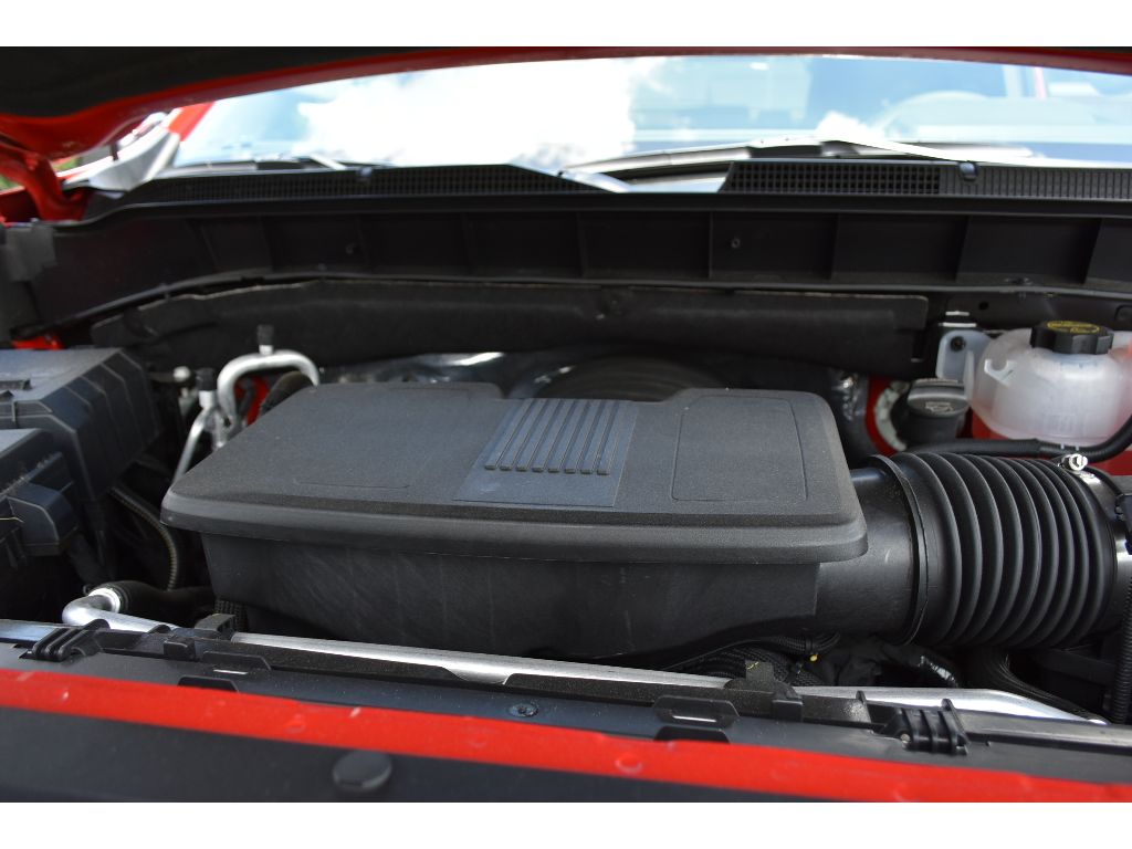 2025 Chevrolet Silverado 1500 LT photo 8
