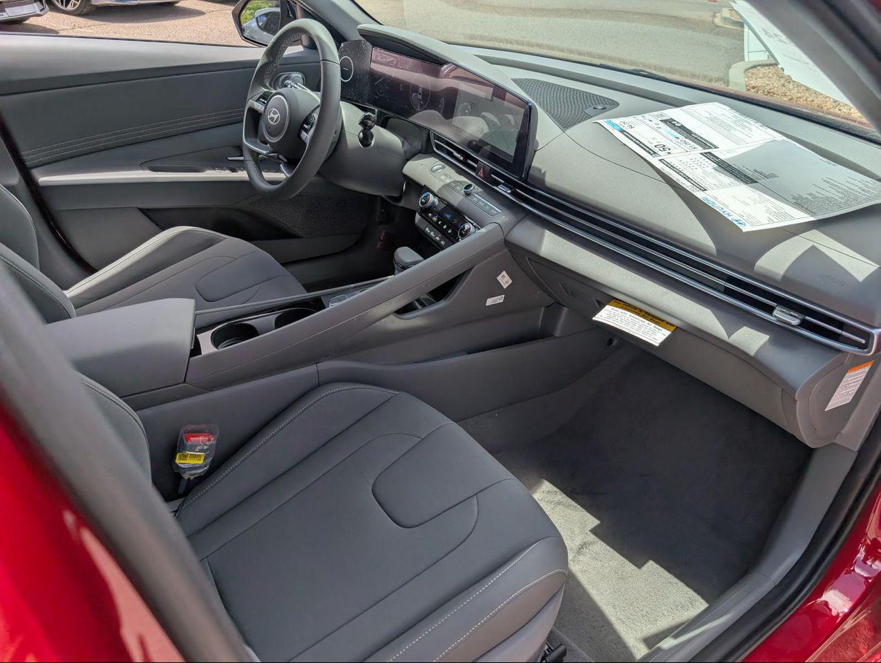 2025 Hyundai Elantra Hybrid SEL Sport photo 21