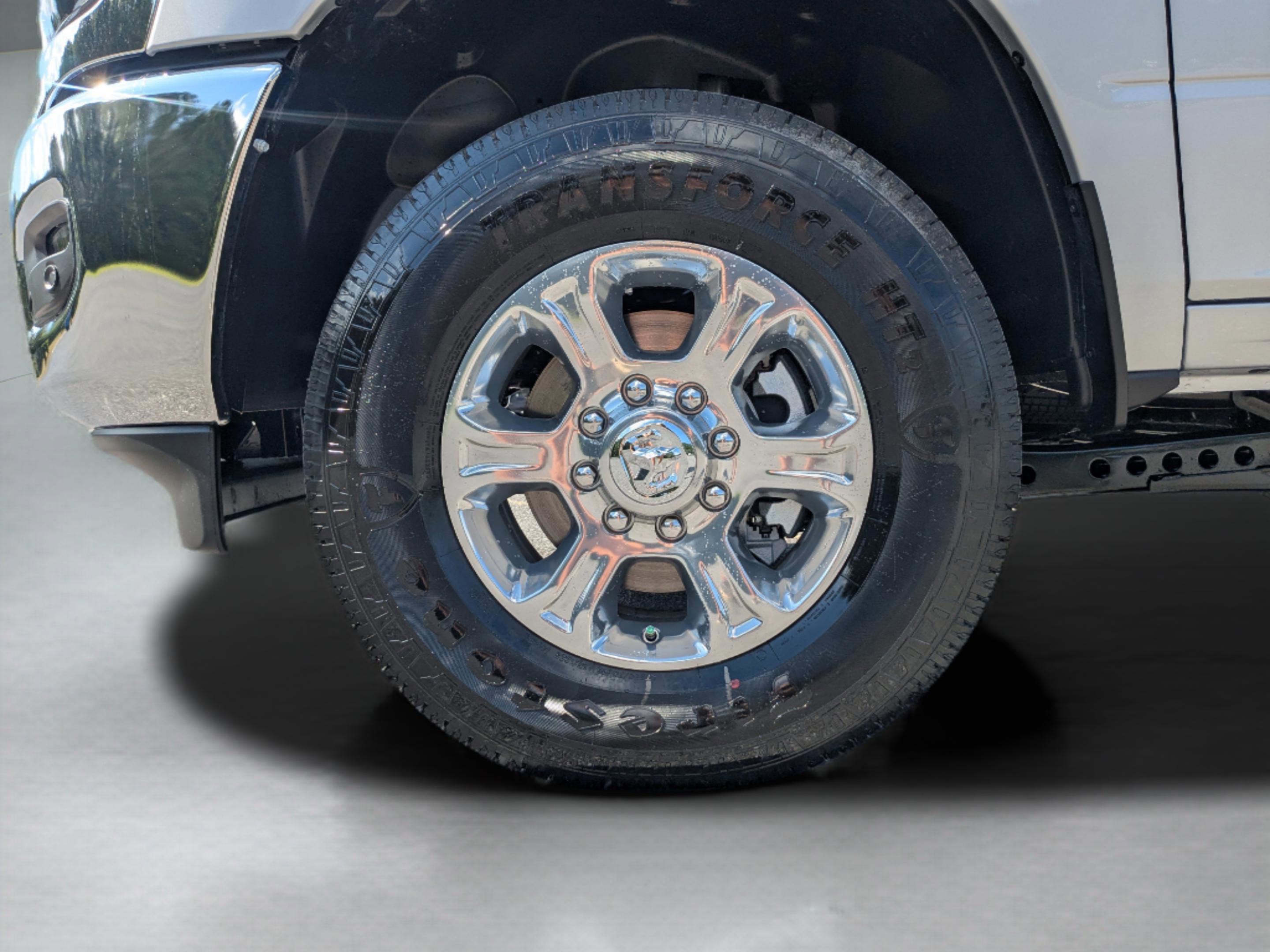 2025 Ram 2500 Big Horn photo 41