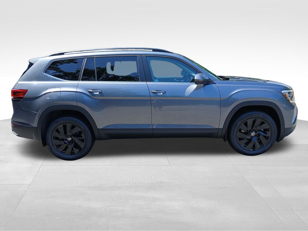2025 Volkswagen Atlas SE Technology photo 5