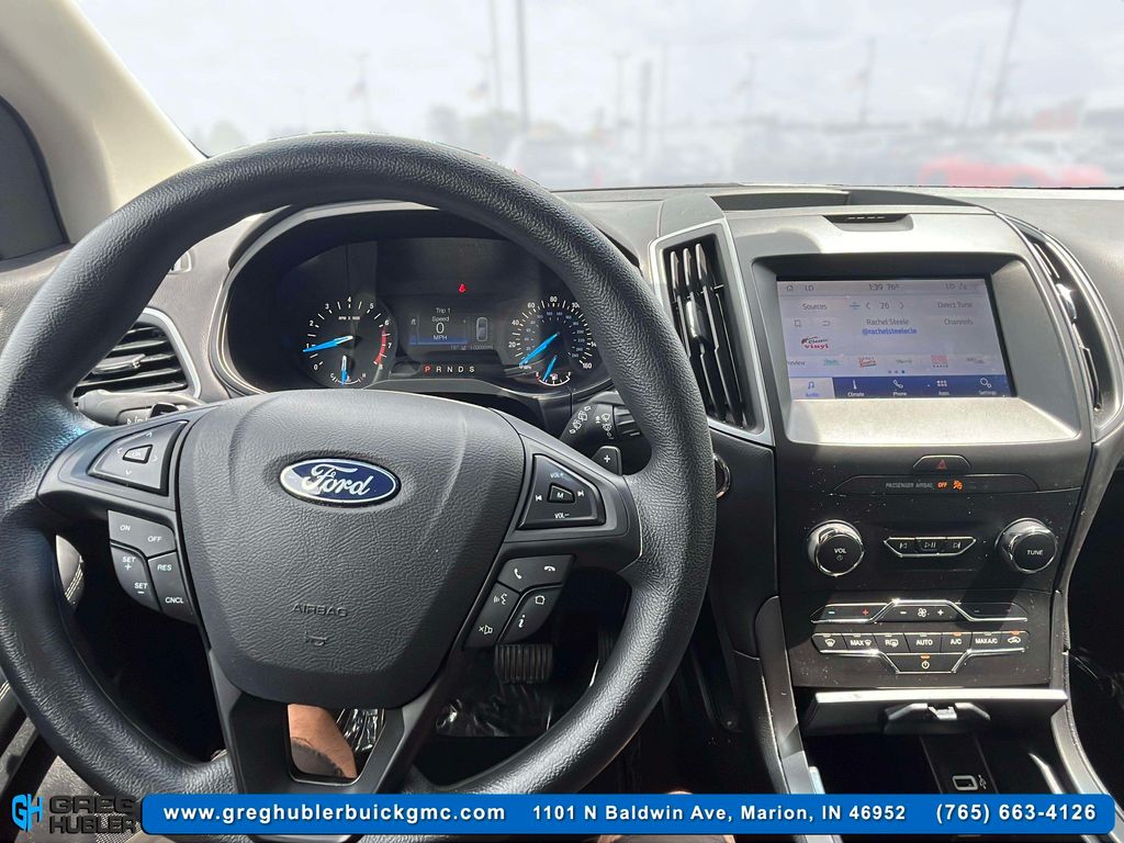 2020 Ford Edge SE photo 15