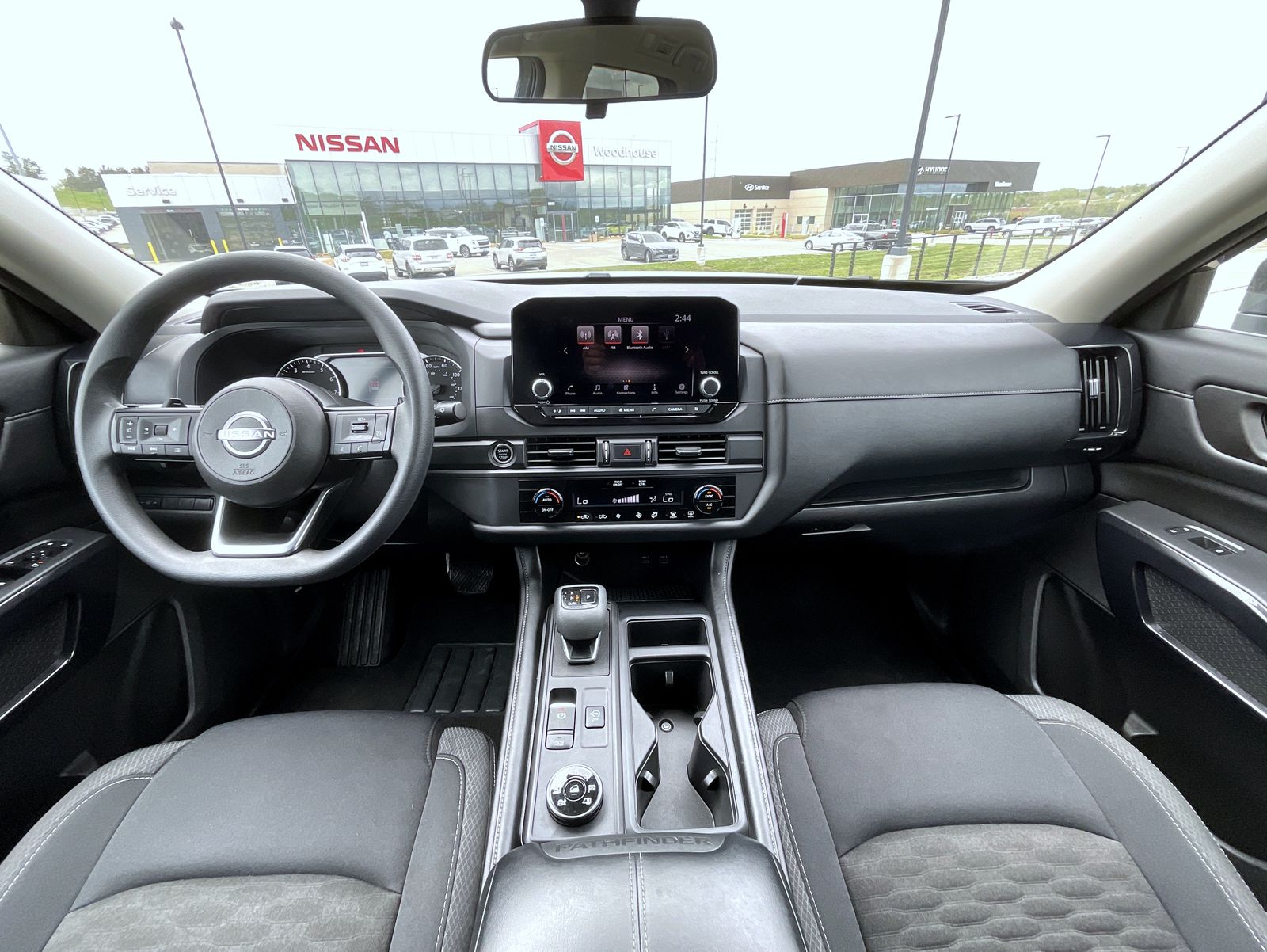 2023 Nissan Pathfinder S photo 15