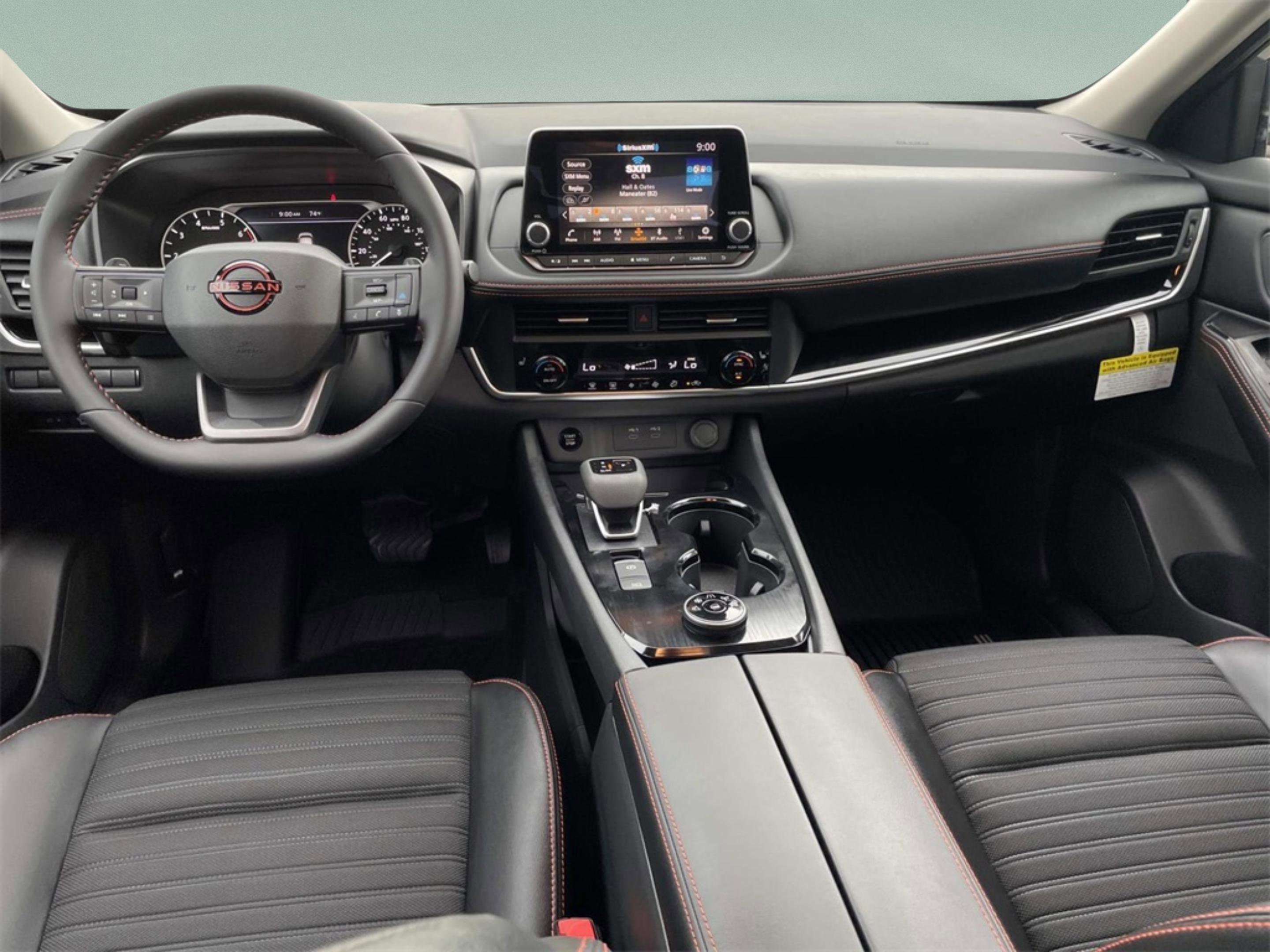 2026 Nissan Rogue AWD photo 4