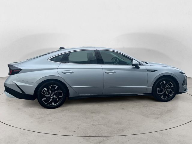 2024 Hyundai Sonata SEL photo 6