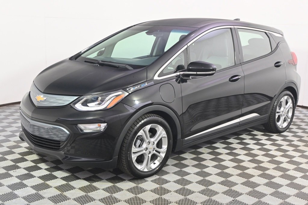Used 2017 Chevrolet Bolt EV LT with VIN 1G1FW6S06H4176217 for sale in Minneapolis, MN